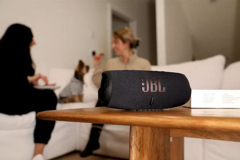 so sánh JBL Xtreme 3 và Charge 5