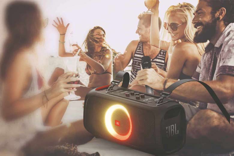JBL Partybox On The Go vs Partybox 200
