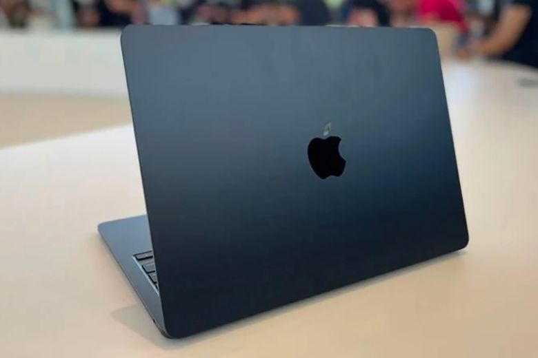 MacBook Air 15 inch 2023 có mấy màu
