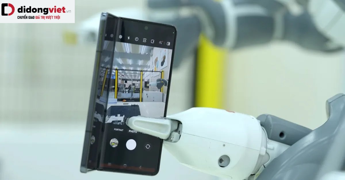 Cùng tham quan nhà máy lắp ráp Galaxy Z Fold5, Z Flip5 bằng robot tự động tại Hàn Quốc