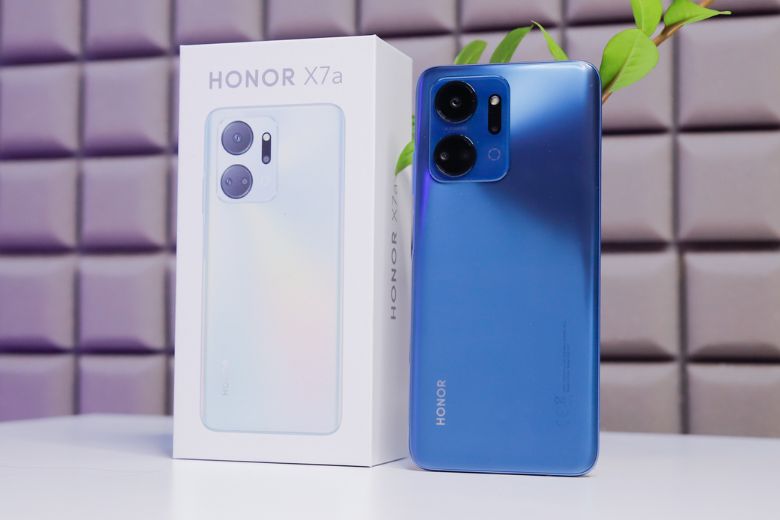 trên tay honor x7a