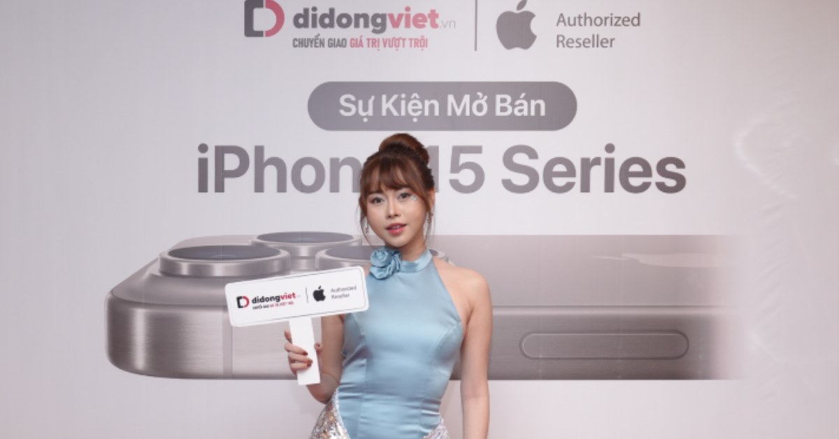 Tiktoker Việt Phương Thoa sắm iPhone 15 Pro Max tại Di Động Việt
