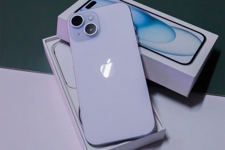 So sánh iPhone 15 Plus và Samsung S23 Ultra