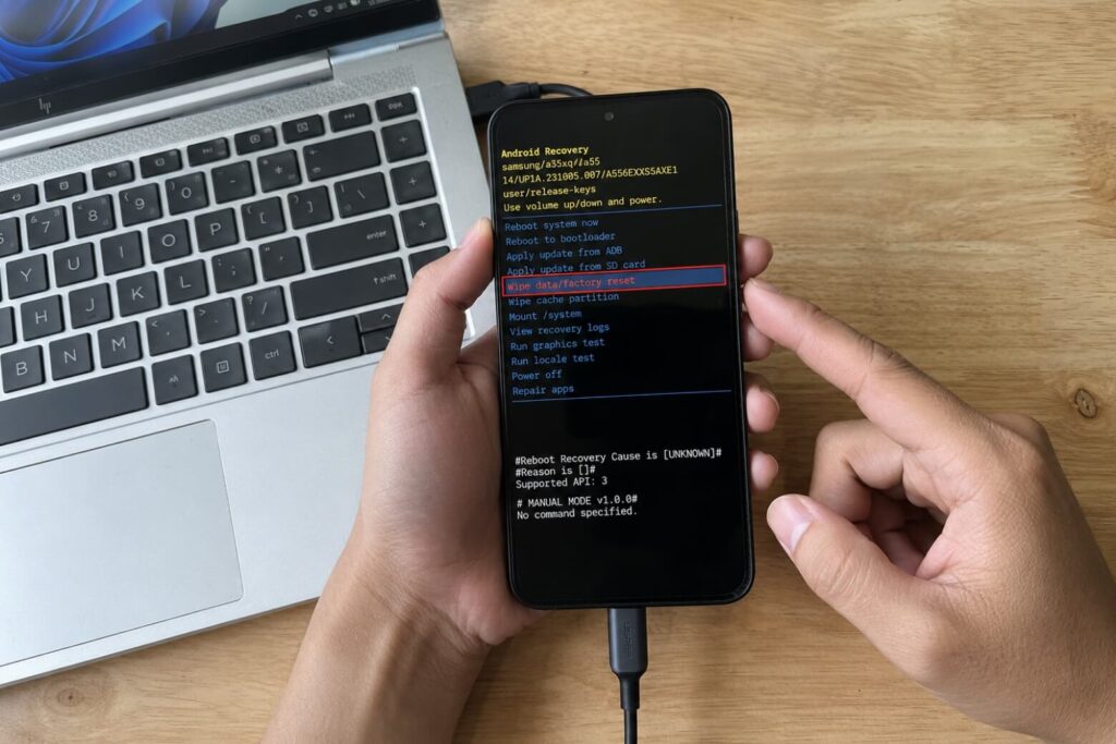 Cách reset điện thoại Samsung: Hướng dẫn khôi phục cài đặt gốc an toàn, không dính khóa tài khoản 7 cách reset điện thoại samsung