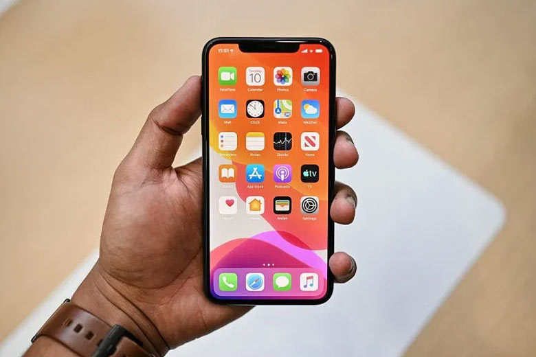 Có nên mua iPhone 11 cũ không? Top 7 lý do nên mua và 2 không nên 11 co nen mua iphone 11 cu 1 didongviet