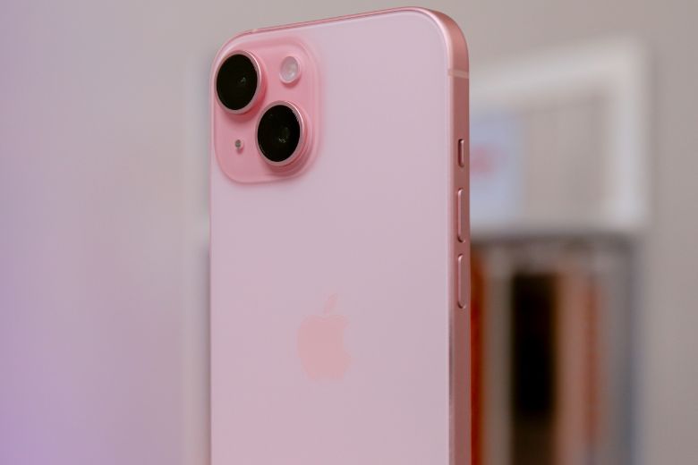 iPhone 15 Plus màu hồng 

