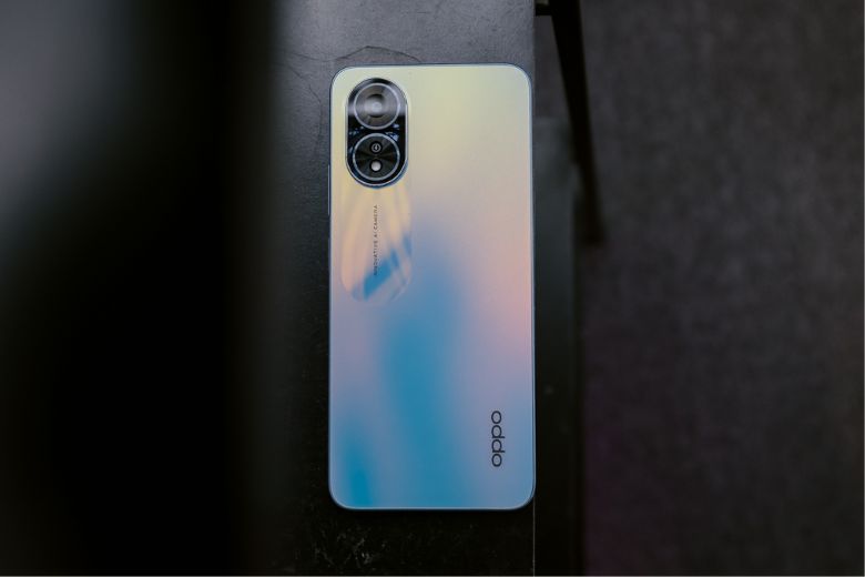 so sánh oppo a18 và samsung galaxy a05s