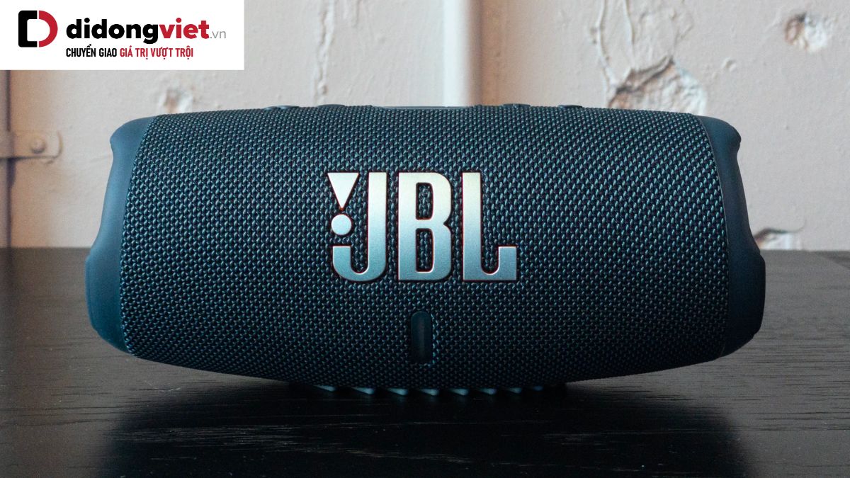 Review JBL Charge 5: Loa nghe Bluetooth ngoài trời tốt nhất