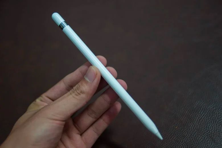 Apple Pencil có dùng được cho iPhone không