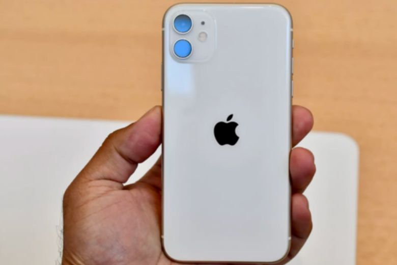 iPhone 11 màu trắng
