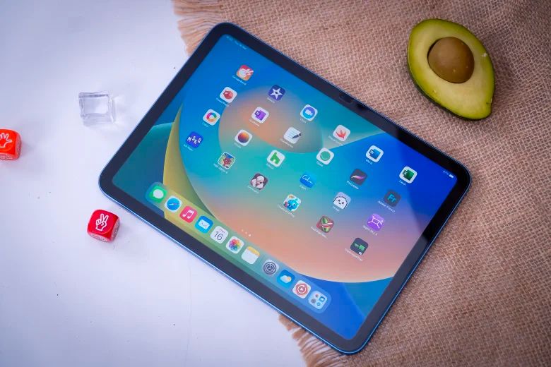 So sánh iPad và Surface