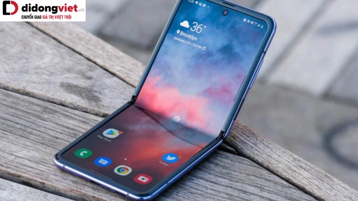 Samsung Ngừng Cập Nhật Phần Mềm Cho chiếc Galaxy Z Flip Đầu Tiên