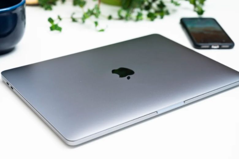 So sánh MacBook Air M3 và MacBook Pro M1