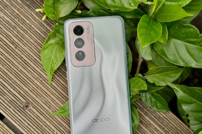 có nên mua oppo reno12