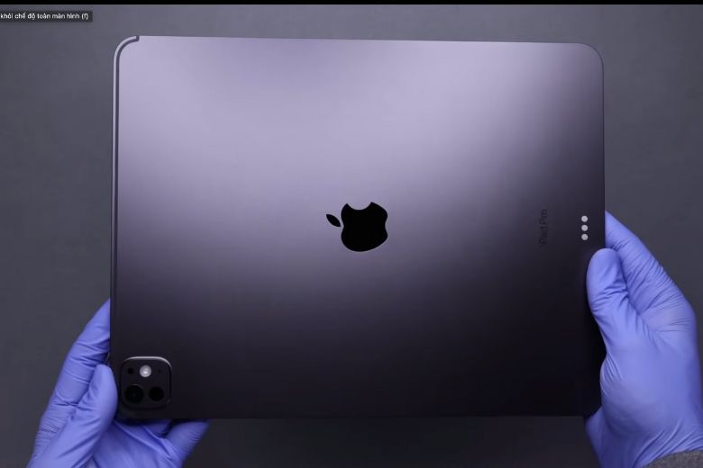 Đập hộp iPad Pro M4