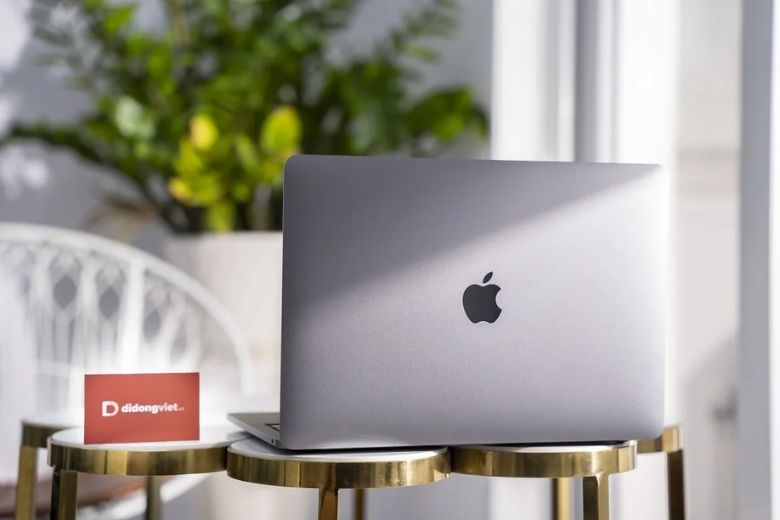 Cách kiểm tra MacBook cũ