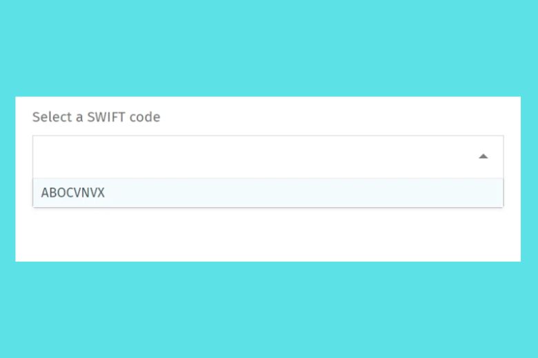 Tại mục "Select a SWIFT Code", trang web sẽ hiển thị mã SWIFT Code