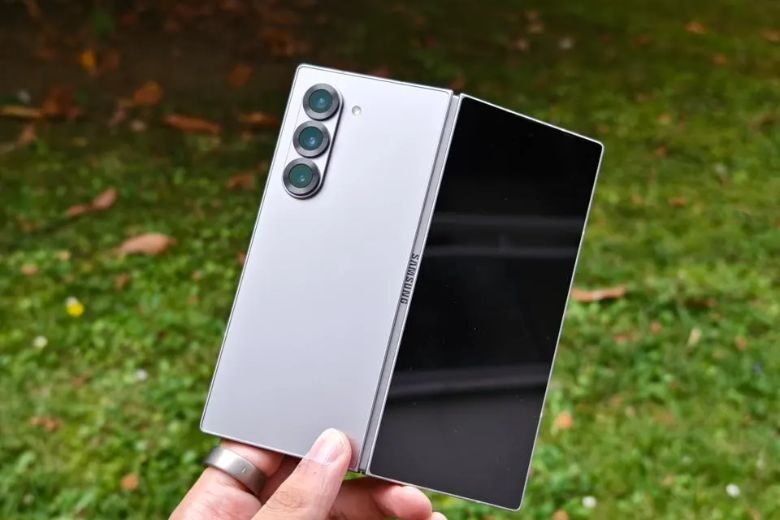 so sánh samsung galaxy z fold6 và vivo x fold3 pro