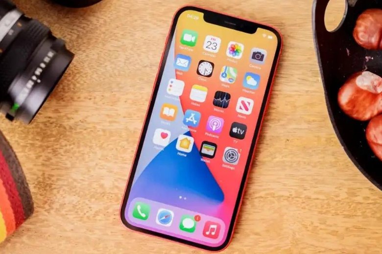 so sánh oppo reno12 5g và iphone 12