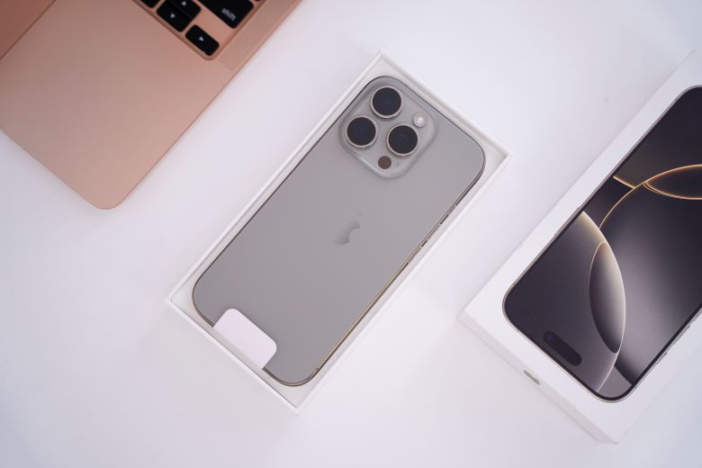 cấu hình iphone 16 pro