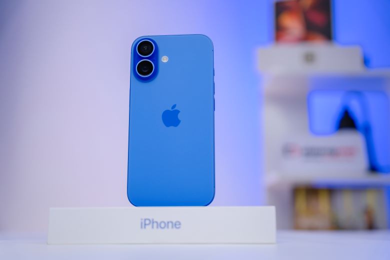Trên tay iPhone 16 chính hãng VN/A: Trải nghiệm thực tế và bài toán lên đời 2026 6 4 tren tay nhanh iphone 16 didongviet 1