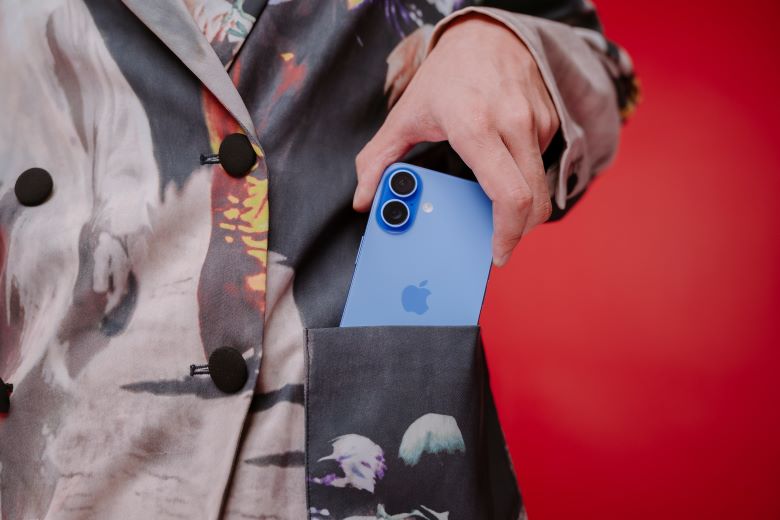 Trên tay iPhone 16 chính hãng VN/A: Trải nghiệm thực tế và bài toán lên đời 2026 10 8 danh gia iphone 16 plus didongviet 1 1