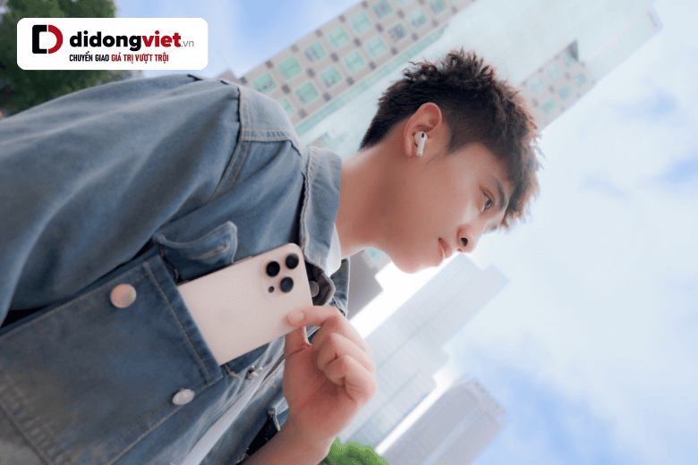 Đánh giá trên tay iPhone 16 Pro năm 2026: Cảm giác xúc giác và giá trị thực dụng 6 trên tay iPhone 16 Pro - cảm giác cầm nắm thực tế