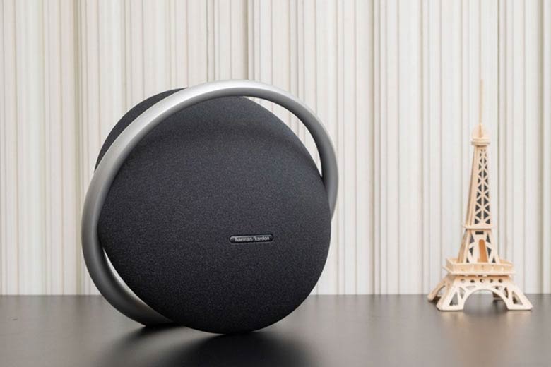 Trên tay loa Harman Kardon Onyx Studio 8