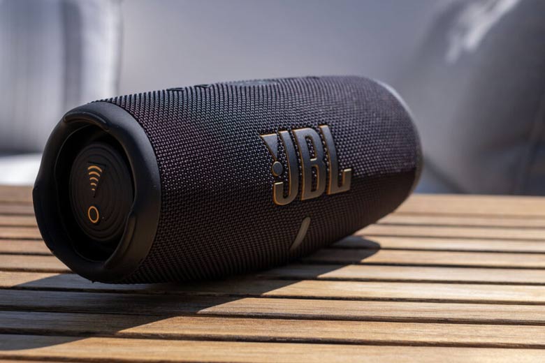 Loa JBL Charge 5 giá bao nhiêu?