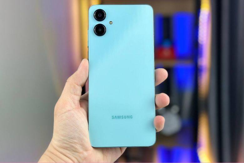 so sánh samsung galaxy a06 và a05