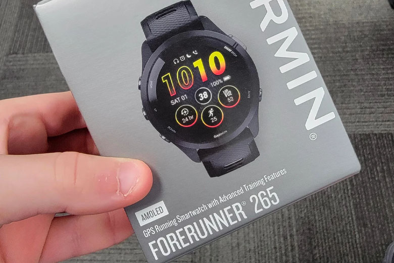 Trên tay Garmin Forerunner 265