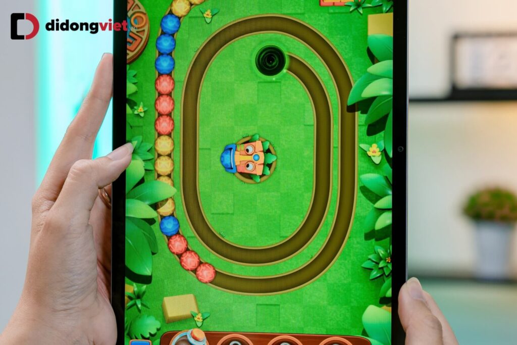 Trên tay HUAWEI MatePad SE 11 inch: Đánh giá thực tế thiết kế kim loại, màn hình và pin 8 HUAWEI MatePad SE 11 inch nổi bật với chip Kirin 710A, RAM tối đa 8GB và bộ nhớ trong 128GB