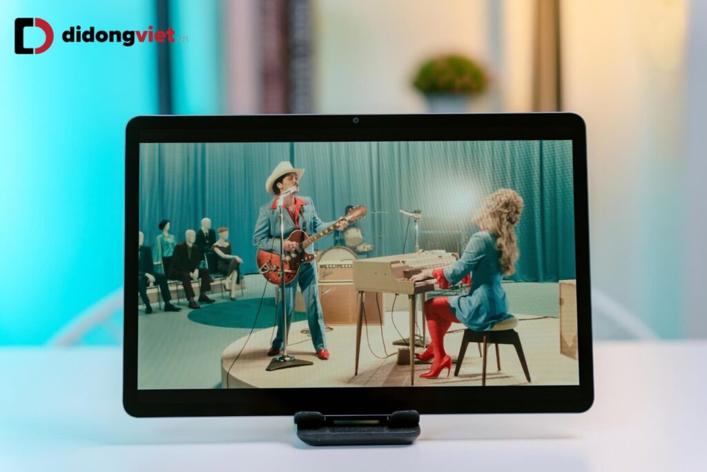 Trên tay HUAWEI MatePad SE 11 inch: Đánh giá thực tế thiết kế kim loại, màn hình và pin 9 HUAWEI MatePad SE 11 inch nổi bật với 4 loa Histen 9.0, pin 7.700mAh, sạc 22,5W và hỗ trợ sạc ngược OTG.