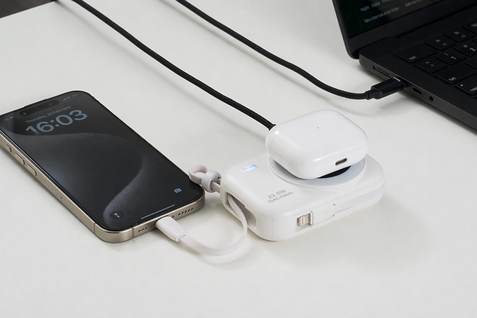 Adapter là gì cách chọn củ sạc chính hãng đúng chuẩn