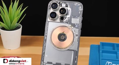 DIY vỏ iPhone 16 Pro trong suốt đầy cá tính và nổi bật iPhone 16 Pro
