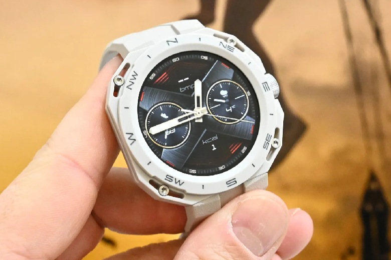 so sanh huawei gt4 va huawei watch gt cyber 8