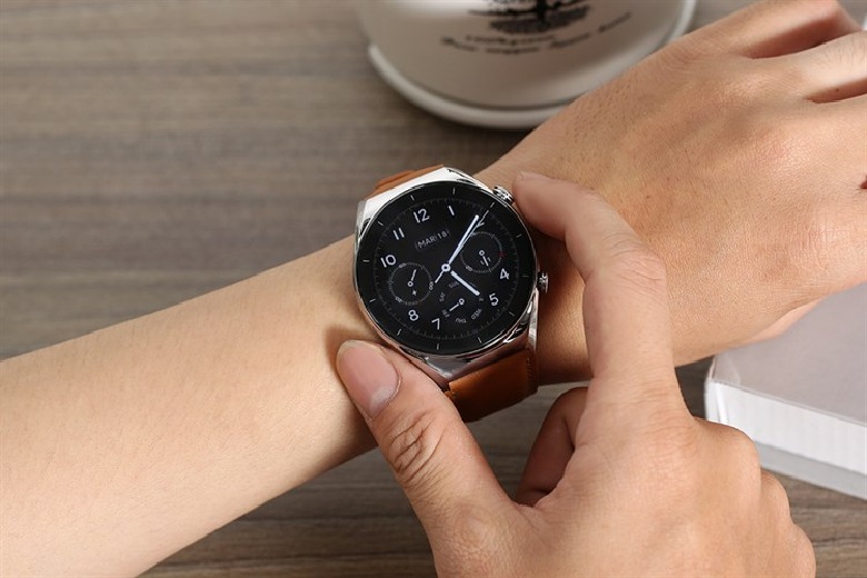 so sanh huawei gt4 va xiaomi watch s1 9