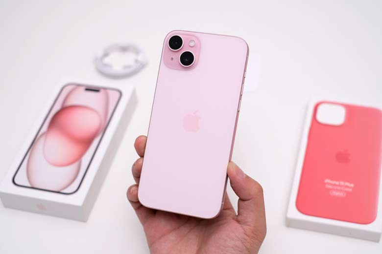 Trên tay nhanh điện thoại iPhone 15 Plus