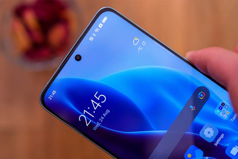 oppo reno 13 pro man hinh cong tran canh an tuong 3 didongviet