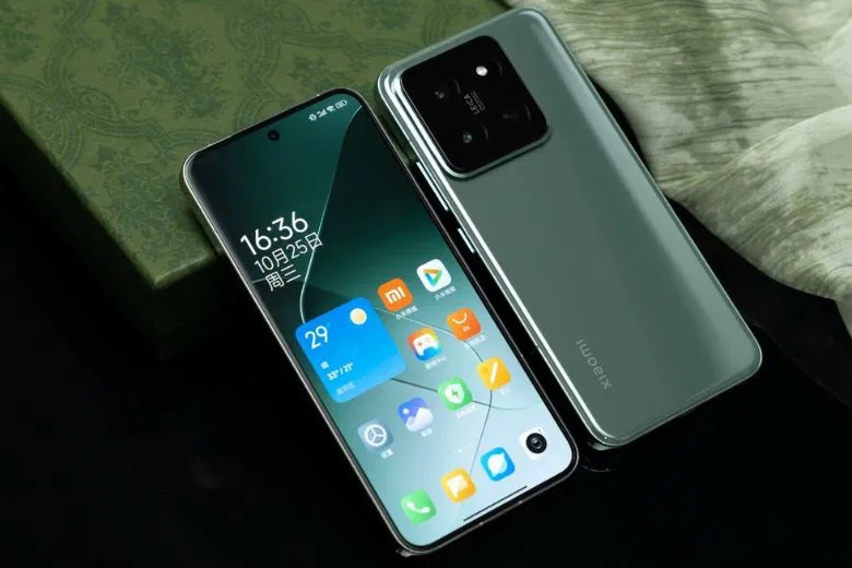 so sanh xiaomi 15 pro va iphone 16 pro 2