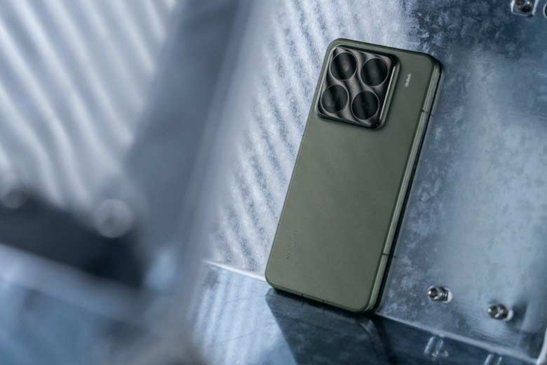 Trải nghiệm điện thoại Xiaomi 15 Pro: Chỉ mỏng 8.4mm, pin trâu 6100 mAh, chip khủng 9 Trải nghiệm Xiaomi 15 Pro