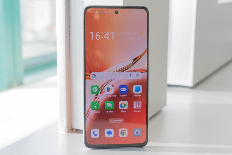 So sánh OPPO Reno13 F và Reno12 F 