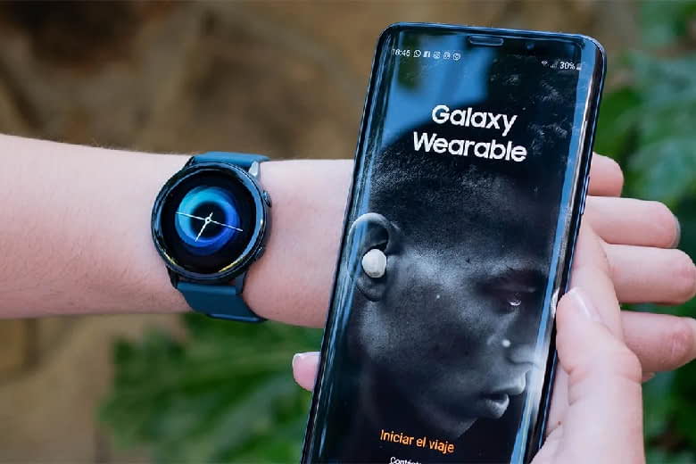 Ứng dụng Galaxy Wearable là cầu nối thiết yếu, kết nối điện thoại thông minh với các thiết bị đeo