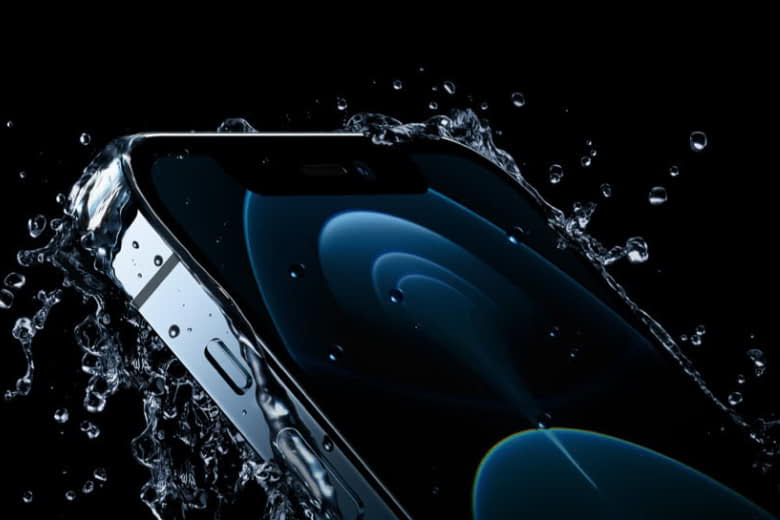 so sanh oppo reno13 pro va iphone 14@2x 1