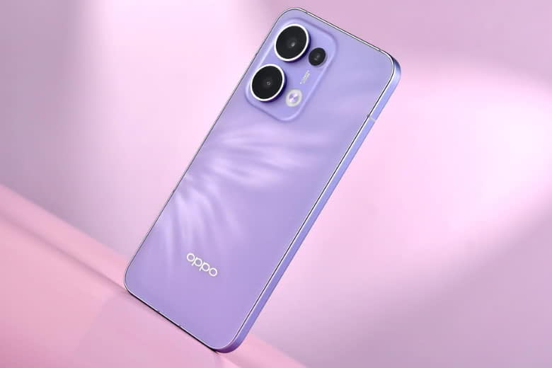 so sanh oppo reno13 va iphone