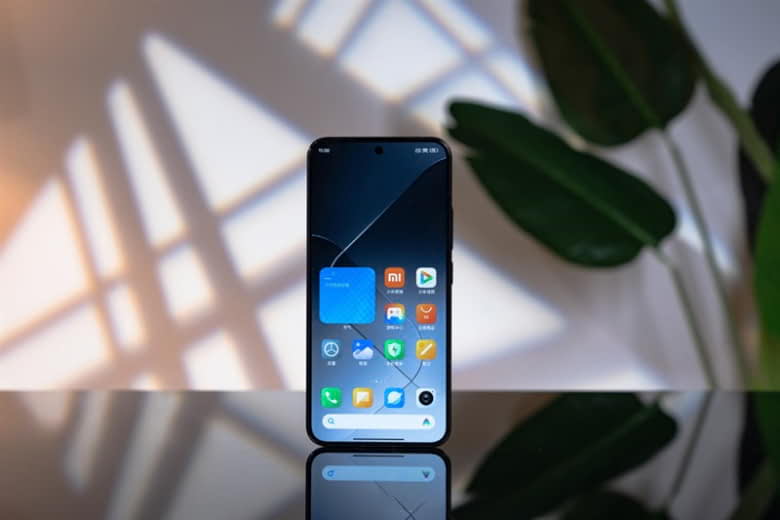 so sanh oppo reno13 va xiaomi 14t