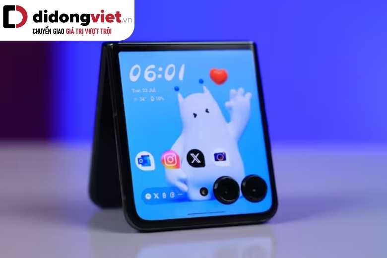 Motorola Razr 60 Ultra: Tên gọi chính thức và những thông tin được xác nhận 3 Motorola Razr 60 Ultra hinh 01