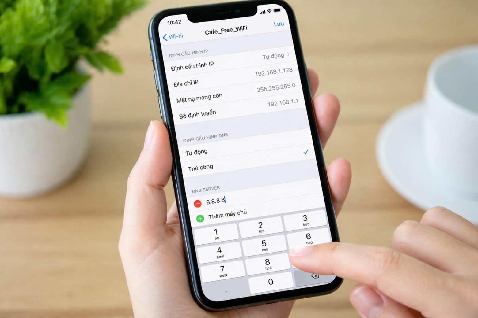 DNS Google là gì? Cách đổi DNS tăng tốc mạng trên điện thoại, máy tính 7 Cách đổi DNS trên điện thoại (iPhone & Android)