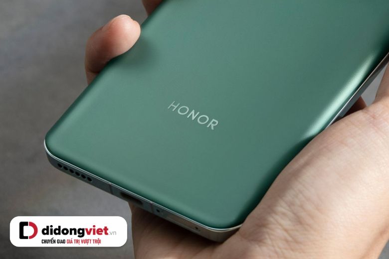 Honor Chuẩn Bị Ra Mắt Smartphone Tầm Trung Với Pin "Siêu Khủng" 8.000 mAh 5 honor 3