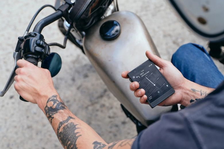 Light Phone 3 ra mắt